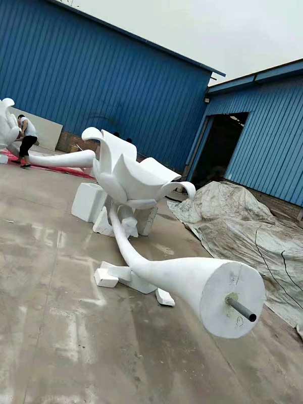 泡沫雕塑聚脲噴涂施工